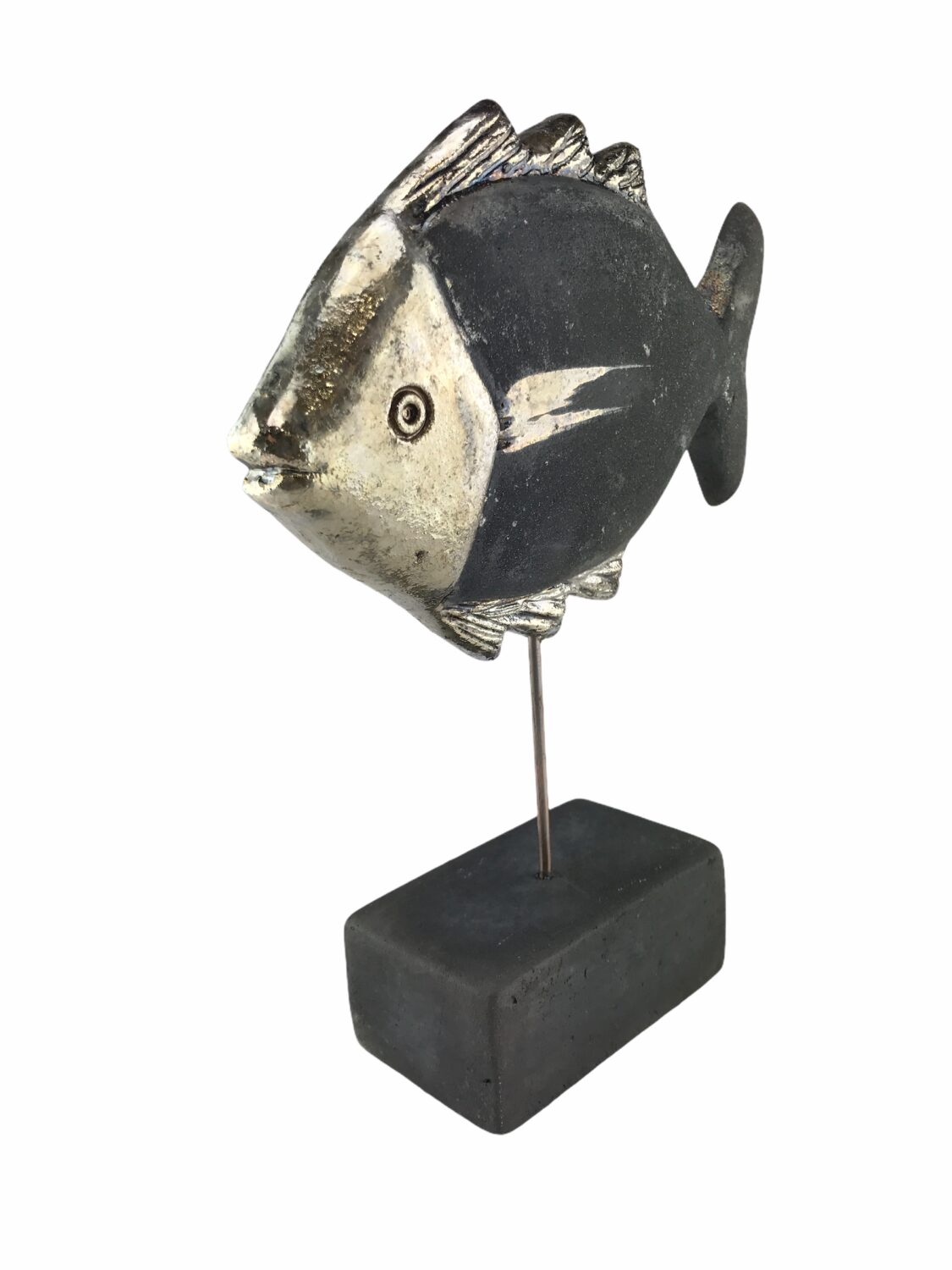 Raku Ceramic fish on a base of 21 cm.