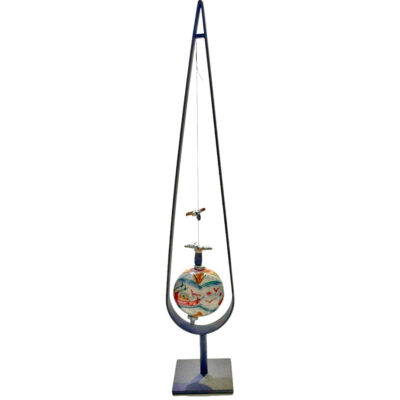 Metal pendulum with ceramic globe 48.5 cm.