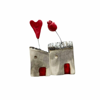 ”Σπιτάκια με ρόδια και καρδιά”