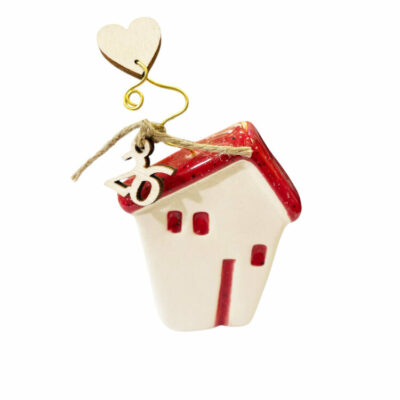 Σπίτι κεραμικό 9,5 εκ. με γούρι του 26′ και καρδιά