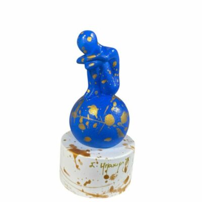 “Μορφή σε υδρόγειο V”