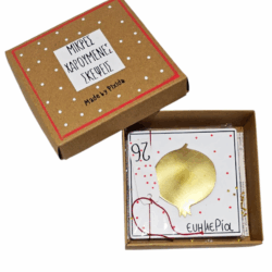 Χάρτινο κουτί με ρόδι και ευχή...''Ευημερία''